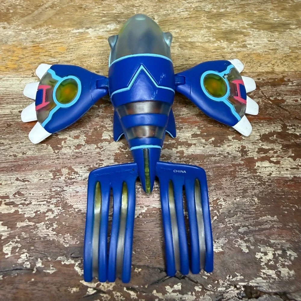 Tomy Pokémon Moncolle Primal Kyogre Figure Blue Collectible Toy